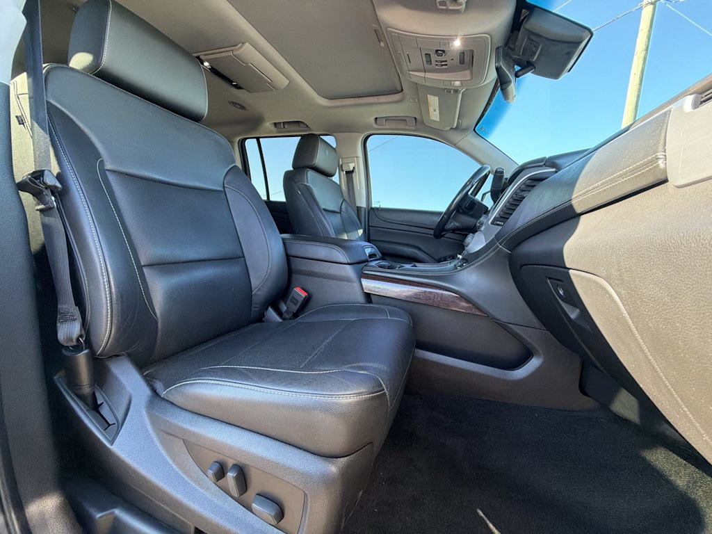 Thumbnail: 2018 GMC Yukon XL - 28