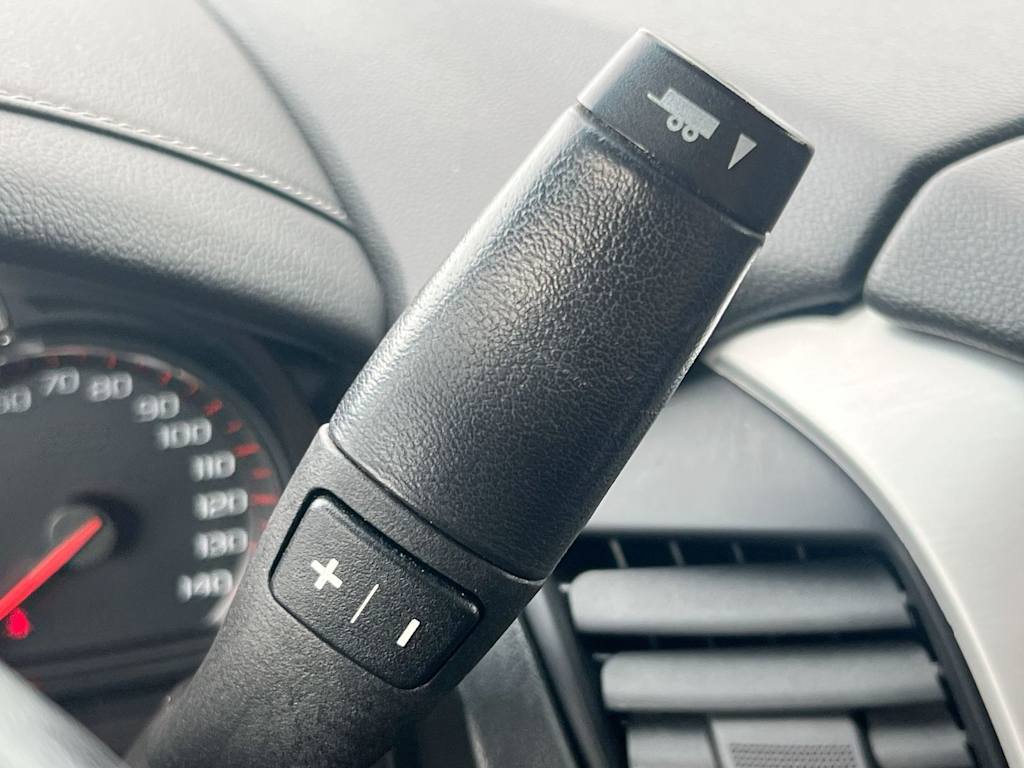 Thumbnail: 2016 GMC Yukon XL - 34