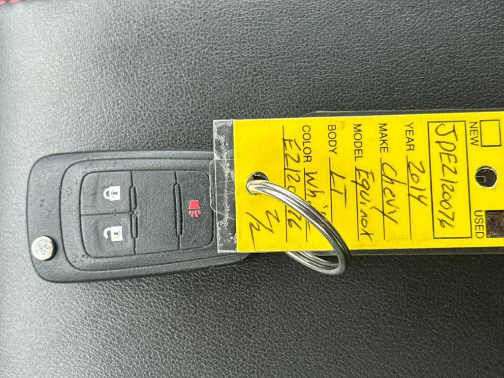 Thumbnail: 2014 Chevrolet Equinox - 16