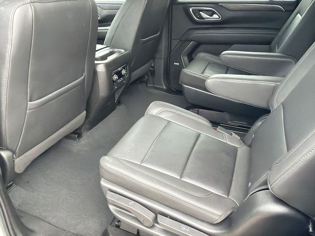 Thumbnail: 2022 Chevrolet Suburban - 12