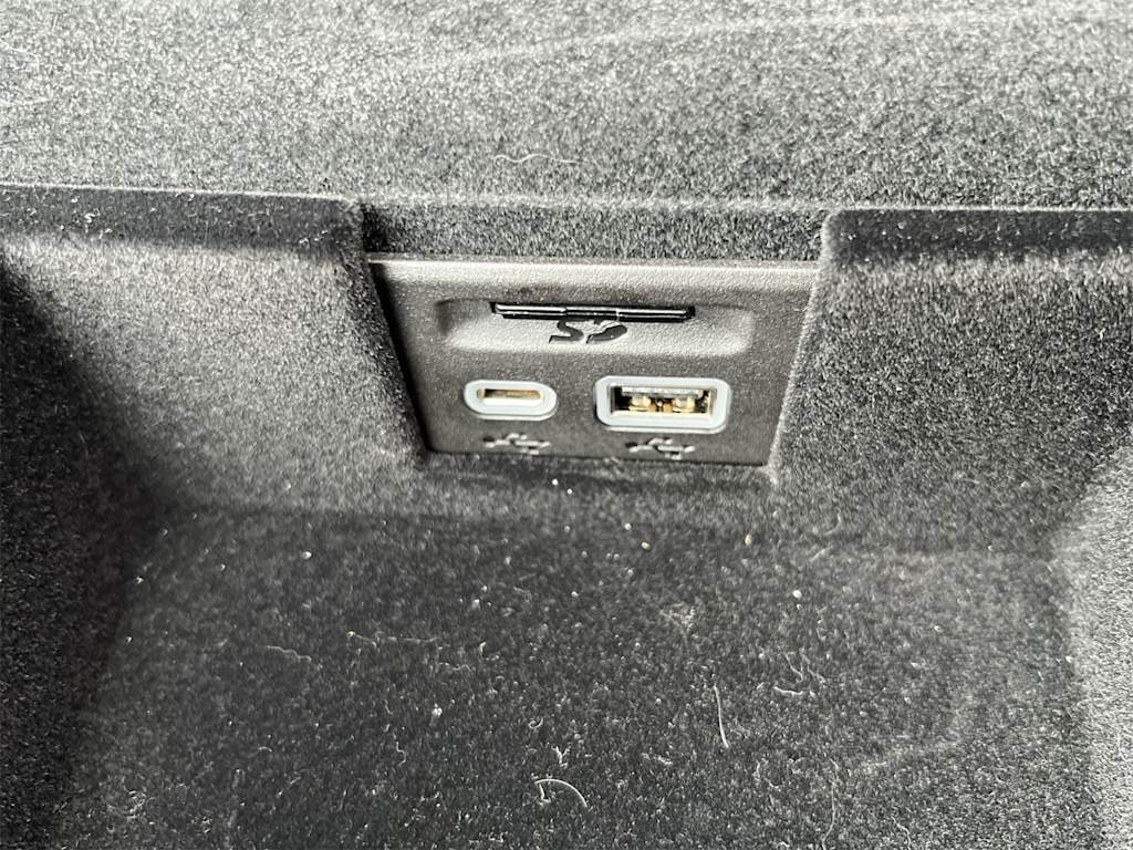 Thumbnail: 2025 Cadillac XT6 - 35