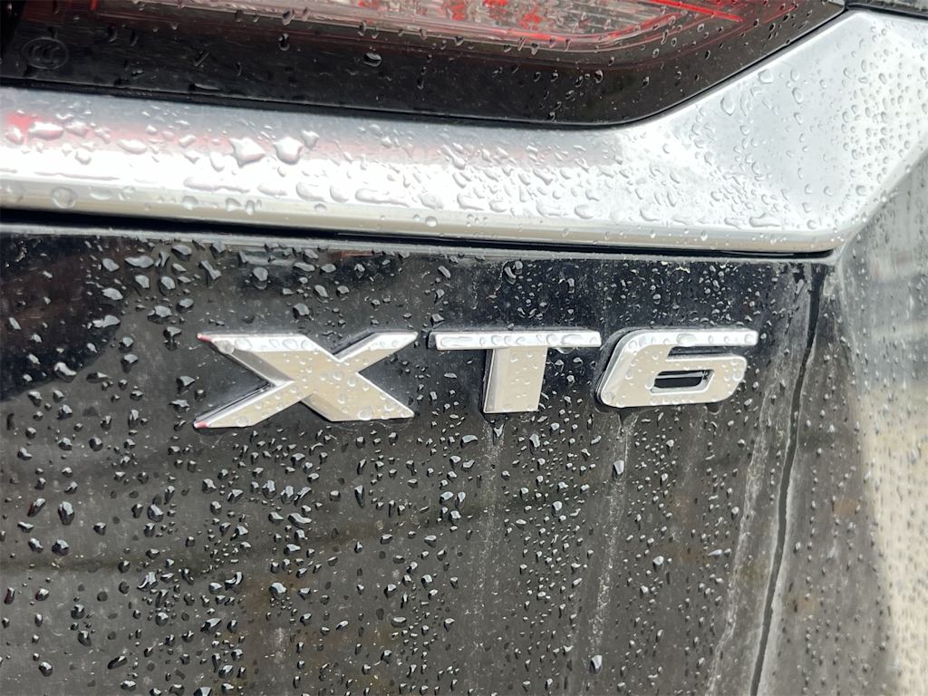 Thumbnail: 2025 Cadillac XT6 - 25