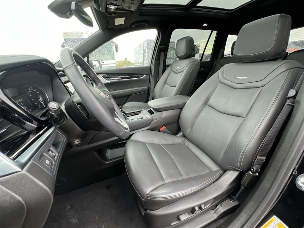 Thumbnail: 2025 Cadillac XT6 - 12