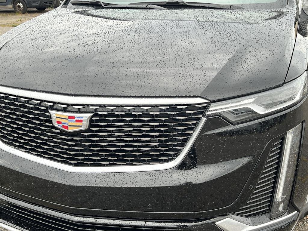 Thumbnail: 2025 Cadillac XT6 - 24