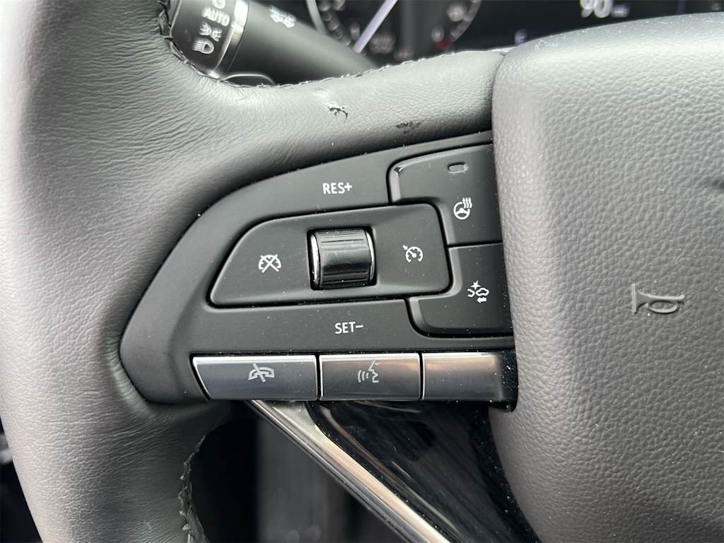 Thumbnail: 2025 Cadillac XT6 - 30