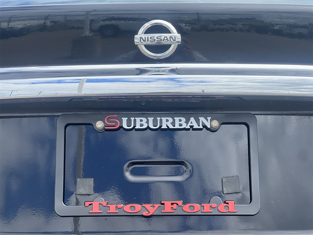 Thumbnail: 2017 Nissan Maxima - 7