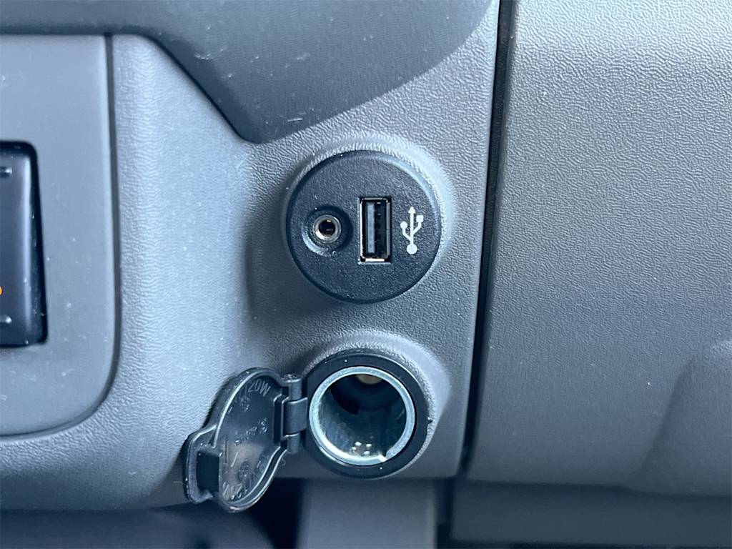 Thumbnail: 2018 Nissan Frontier - 32