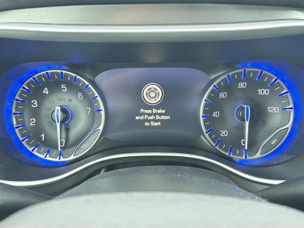 Thumbnail: 2024 Chrysler Pacifica - 34