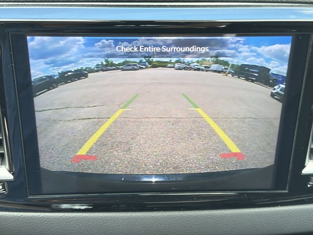 Thumbnail: 2025 Chrysler Pacifica - 31