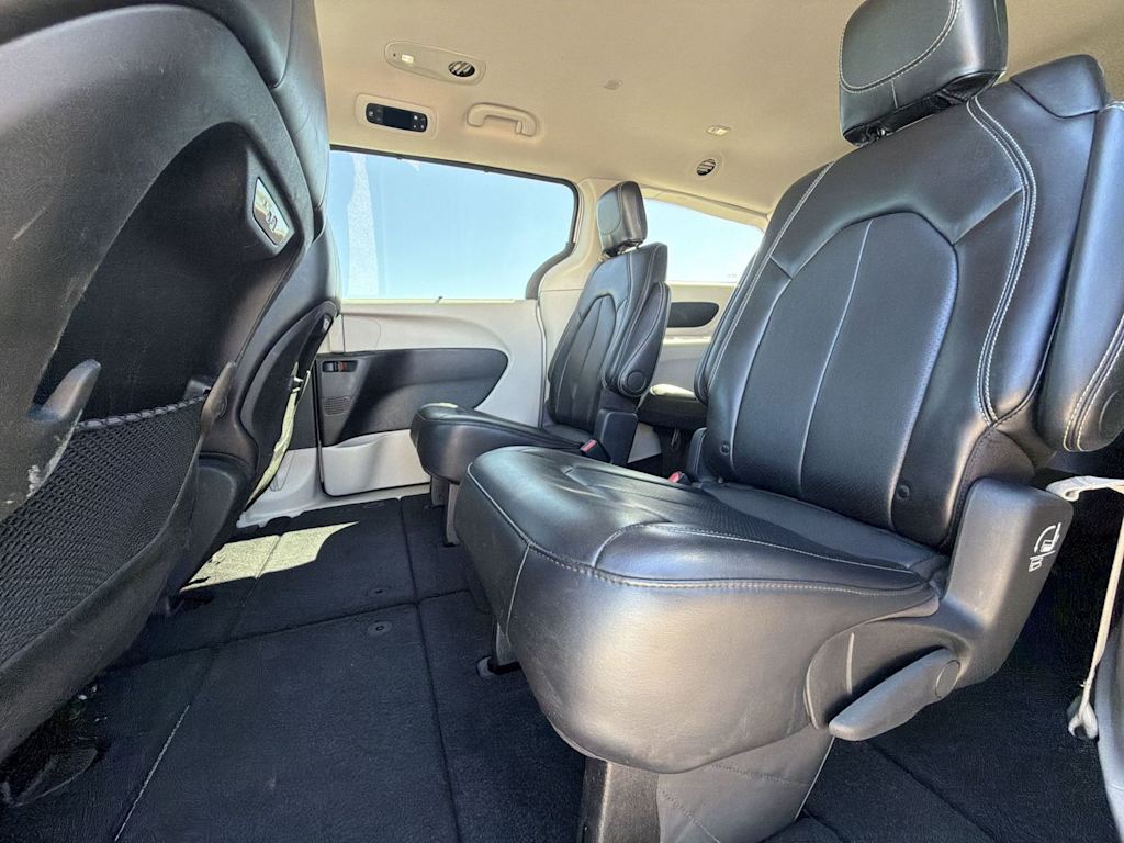 Thumbnail: 2024 Chrysler Pacifica - 25