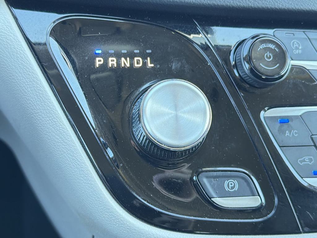 Thumbnail: 2024 Chrysler Pacifica - 34