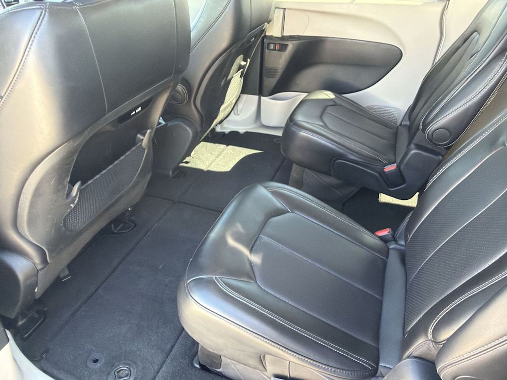 Thumbnail: 2024 Chrysler Pacifica - 12
