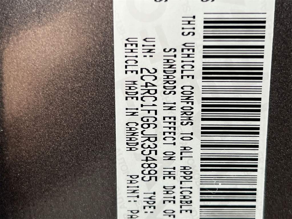 Thumbnail: 2018 Chrysler Pacifica - 19