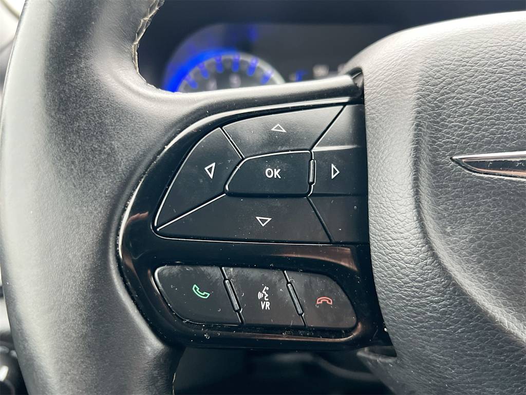 Thumbnail: 2018 Chrysler Pacifica - 29