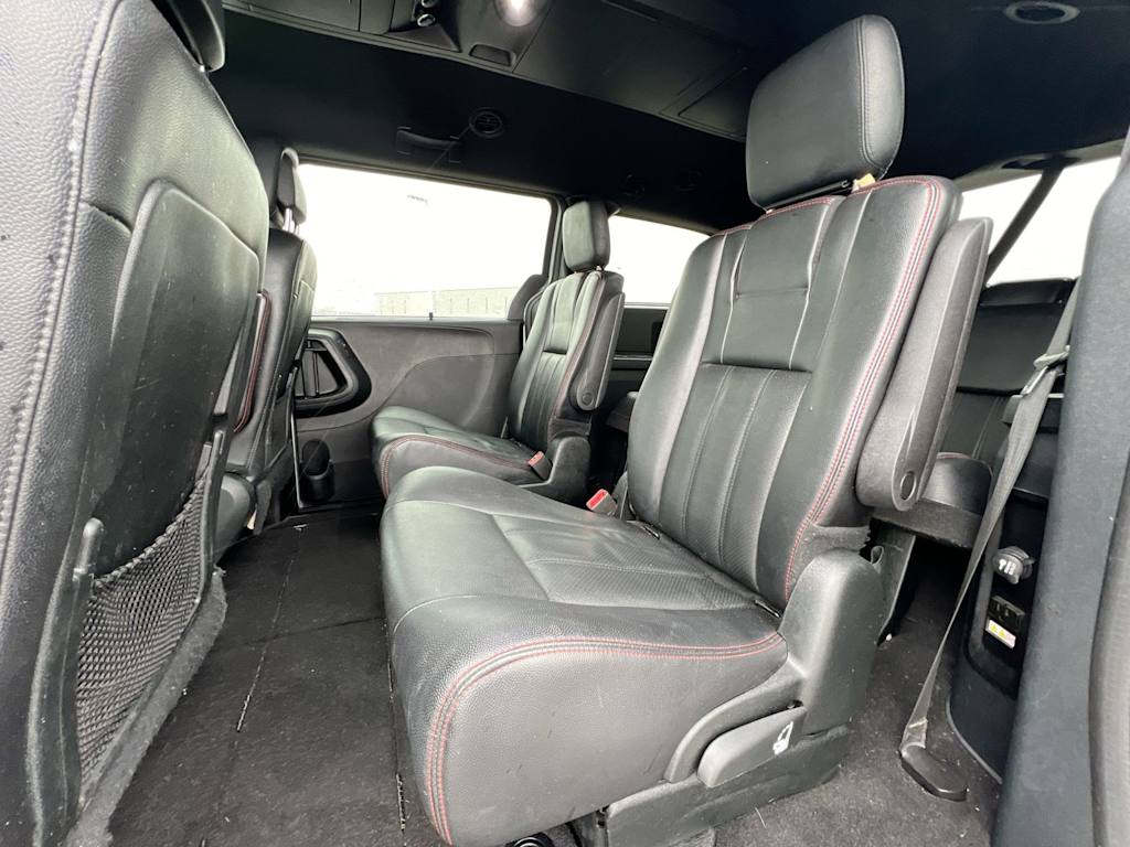 Thumbnail: 2018 Dodge Grand Caravan - 23