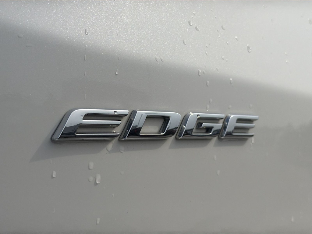 Thumbnail: 2020 Ford Edge - 7