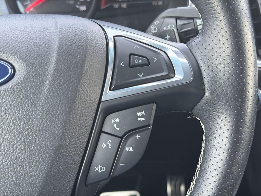 Thumbnail: 2020 Ford Edge - 29