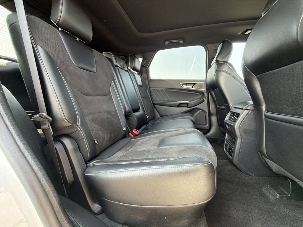 Thumbnail: 2020 Ford Edge - 25