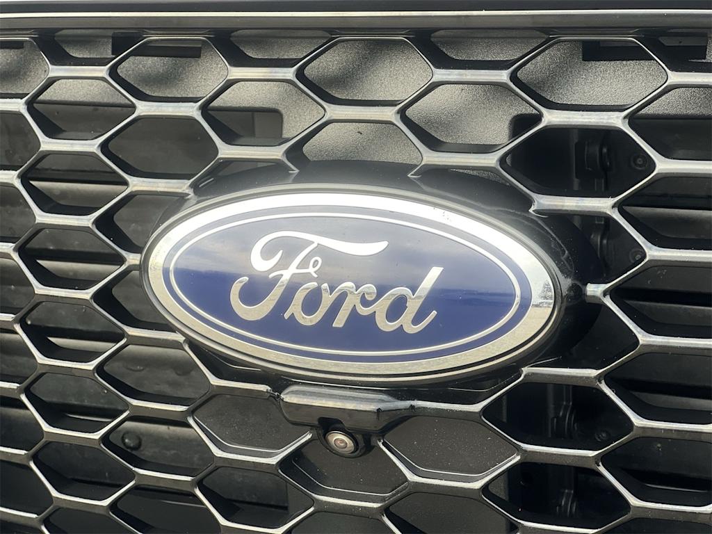 Thumbnail: 2024 Ford Edge - 25