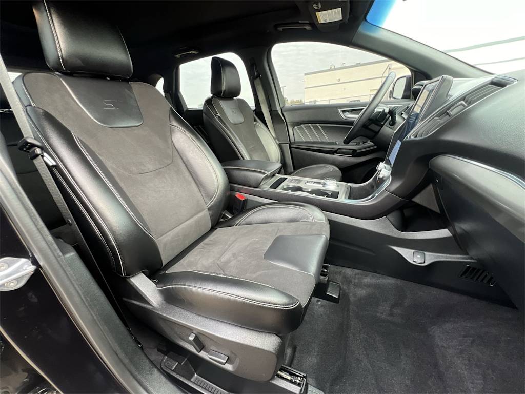 Thumbnail: 2024 Ford Edge - 29