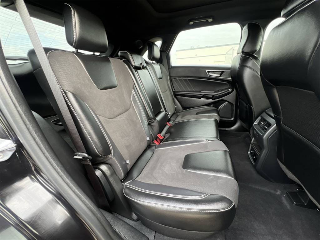 Thumbnail: 2024 Ford Edge - 28