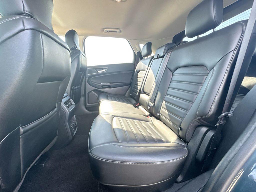 Thumbnail: 2019 Ford Edge - 24