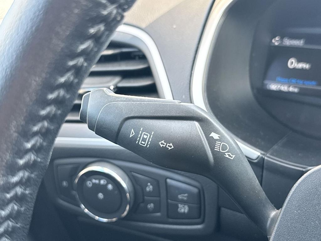 Thumbnail: 2019 Ford Edge - 29