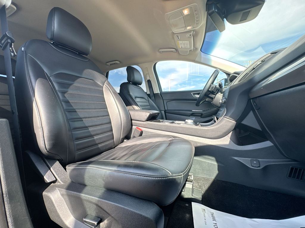 Thumbnail: 2019 Ford Edge - 26