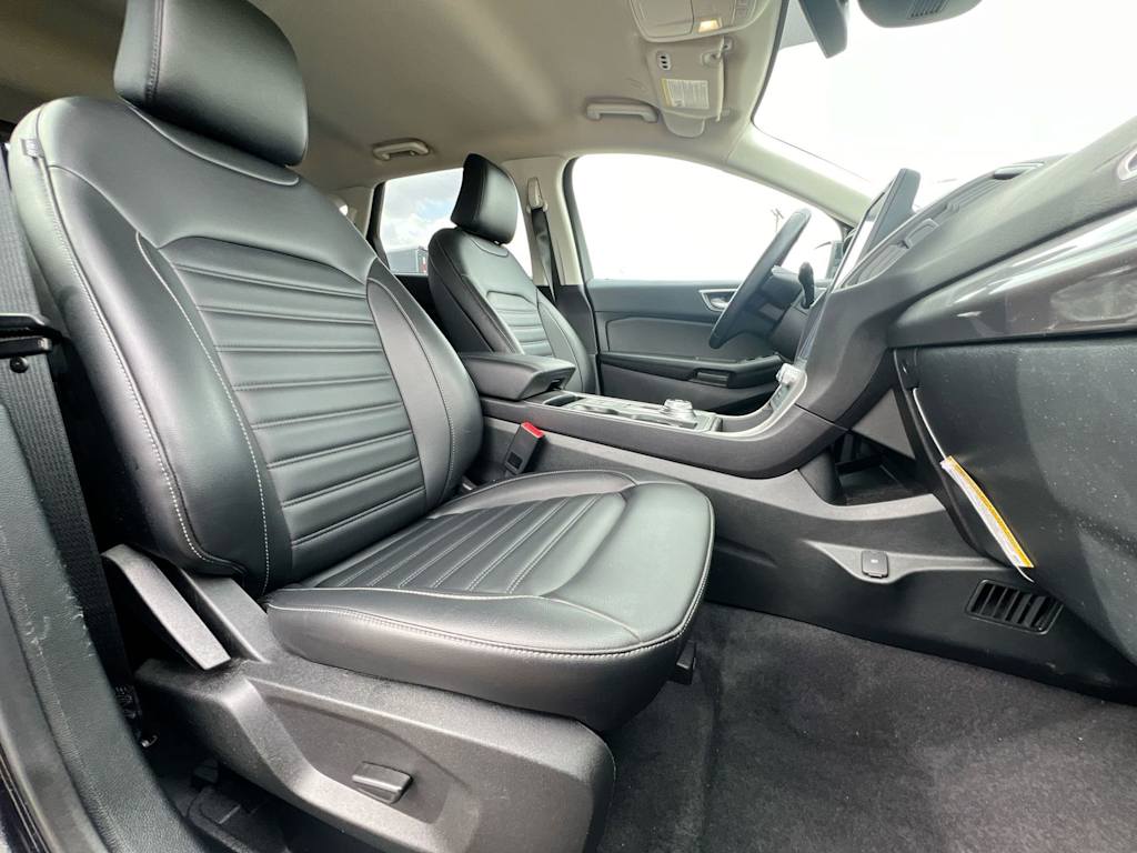 Thumbnail: 2023 Ford Edge - 25