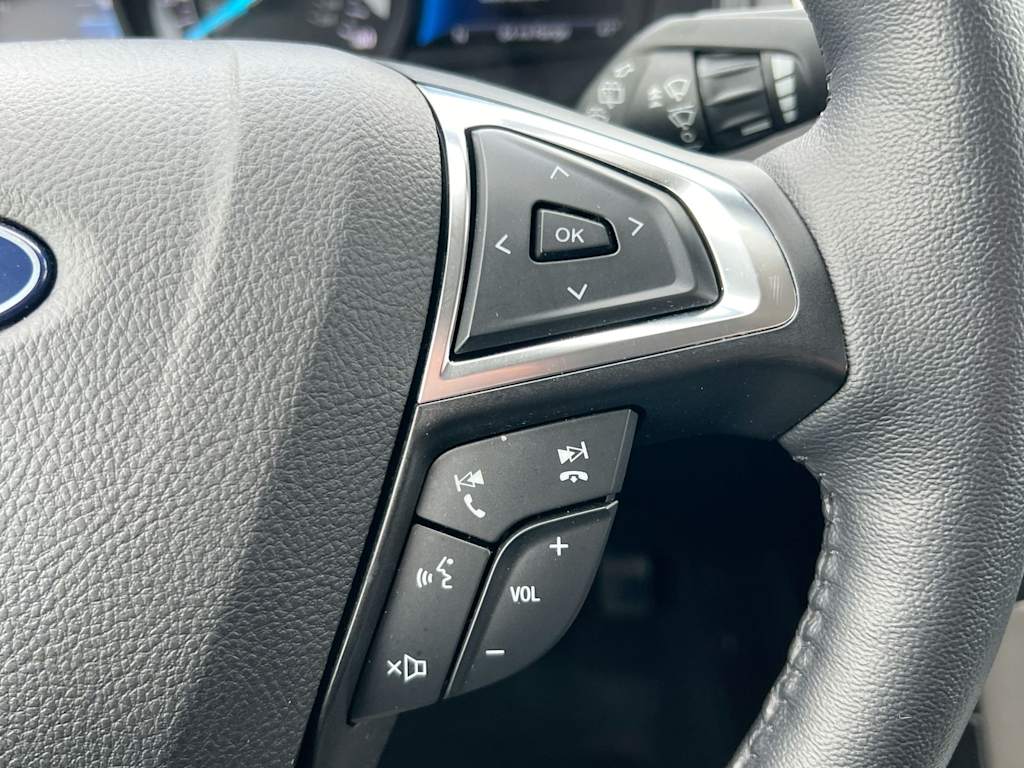 Thumbnail: 2023 Ford Edge - 28