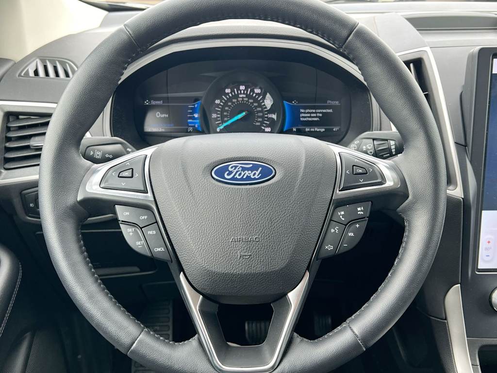Thumbnail: 2023 Ford Edge - 26