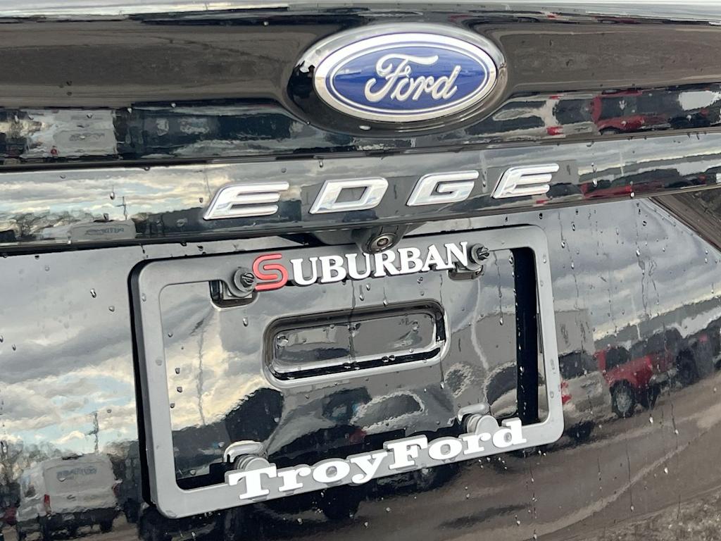 Thumbnail: 2023 Ford Edge - 6