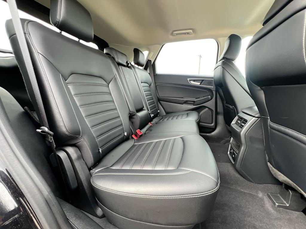 Thumbnail: 2023 Ford Edge - 24