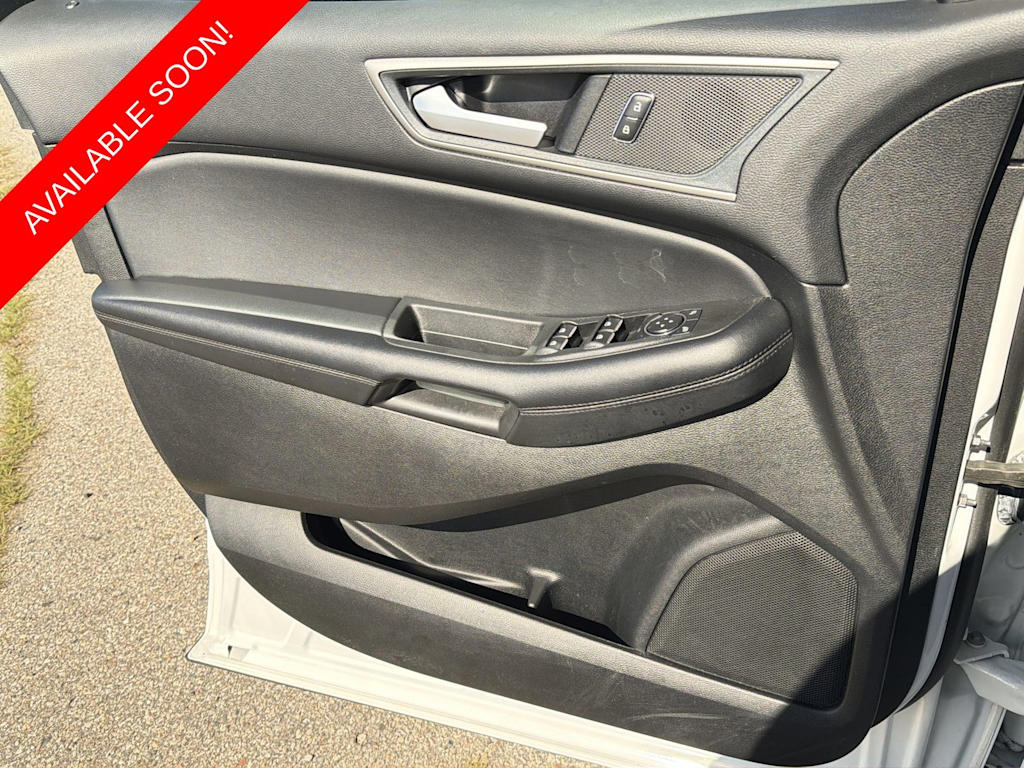 Thumbnail: 2024 Ford Edge - 32