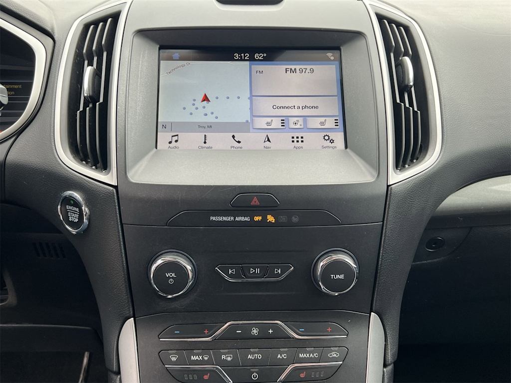 Thumbnail: 2019 Ford Edge - 14