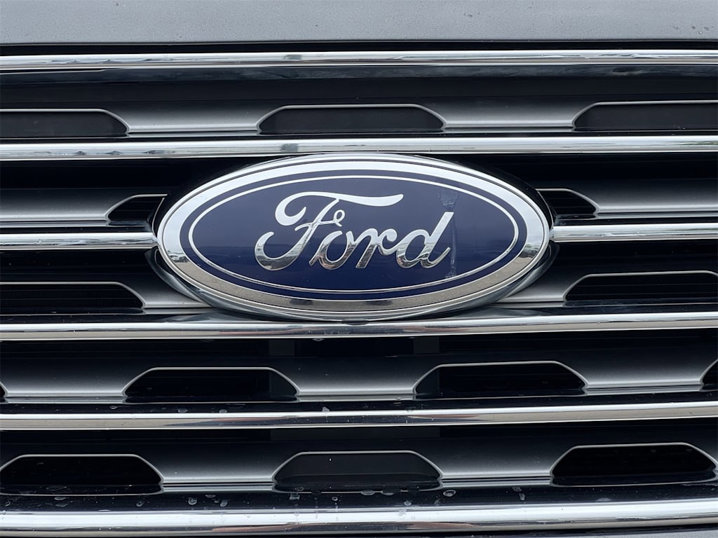 Thumbnail: 2019 Ford Edge - 7