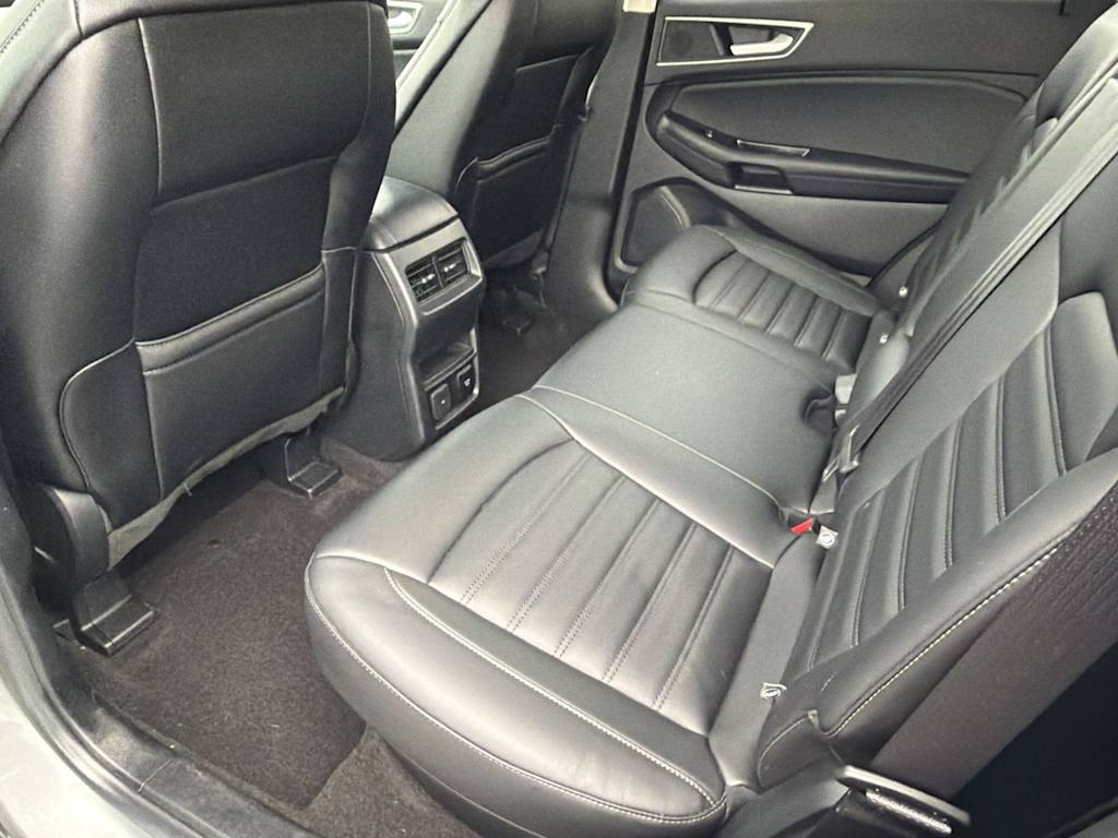 Thumbnail: 2020 Ford Edge - 12