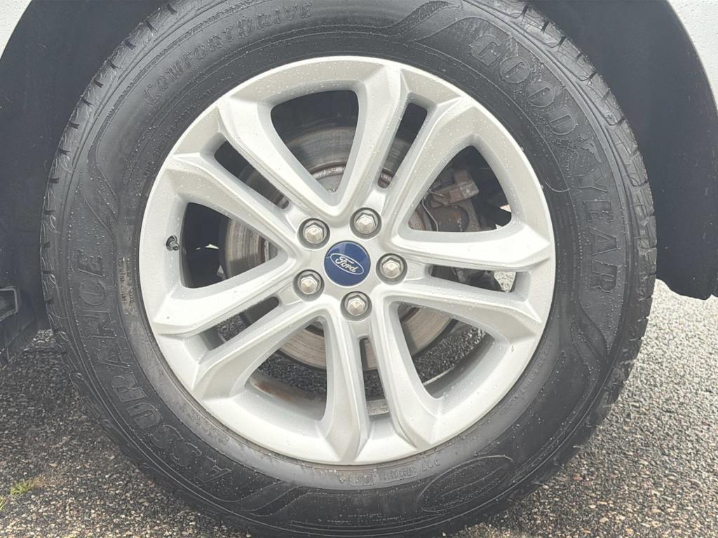 Thumbnail: 2020 Ford Edge - 8