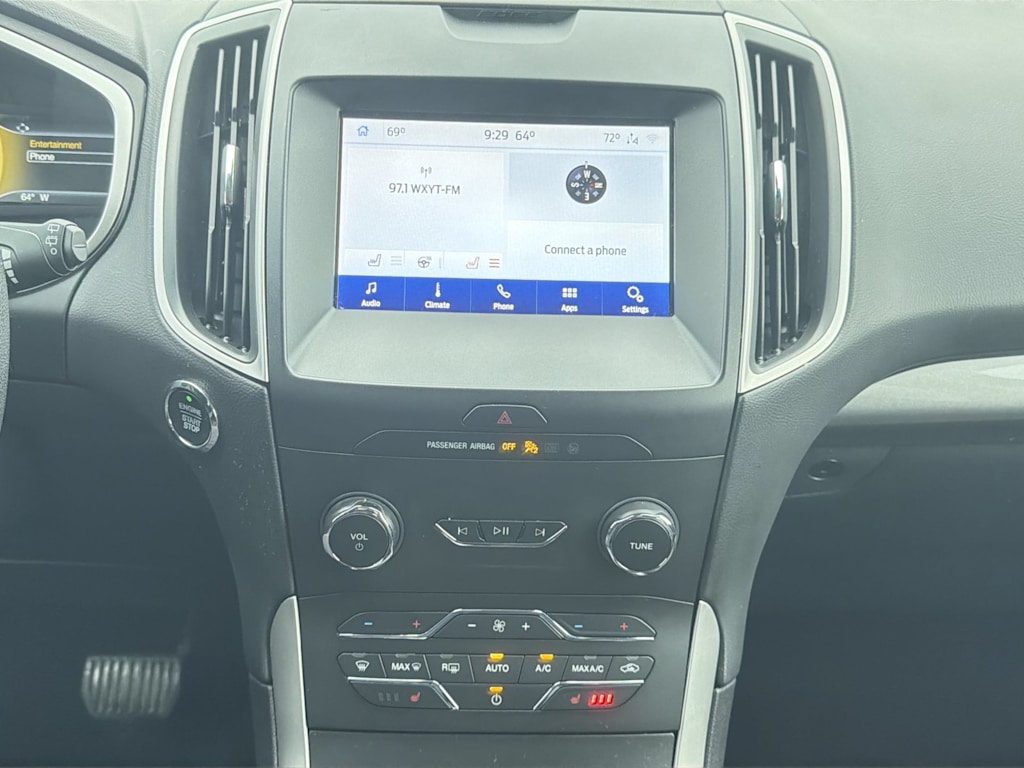 Thumbnail: 2020 Ford Edge - 13