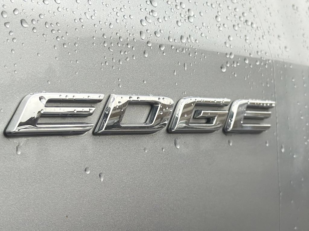 Thumbnail: 2020 Ford Edge - 7