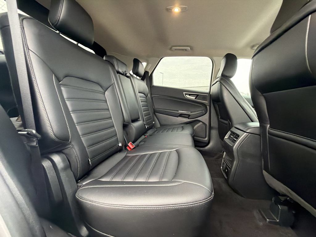 Thumbnail: 2020 Ford Edge - 27