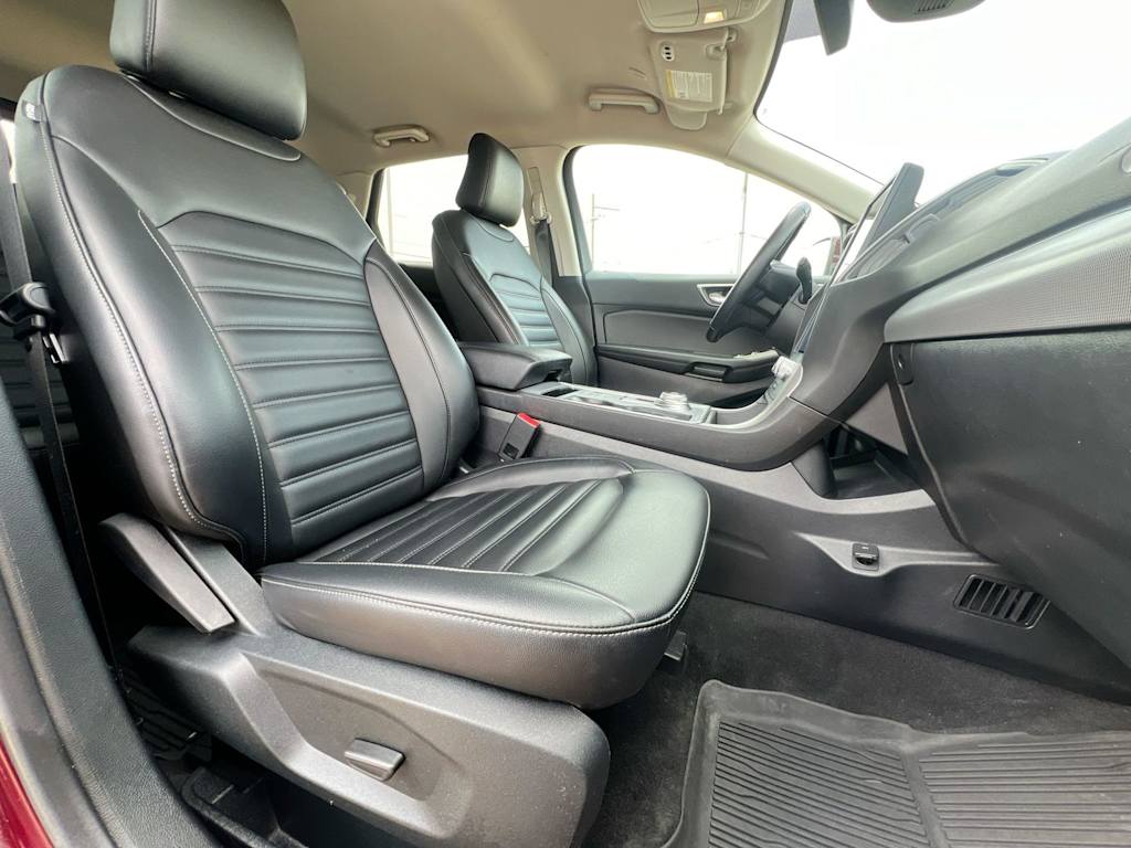 Thumbnail: 2021 Ford Edge - 11