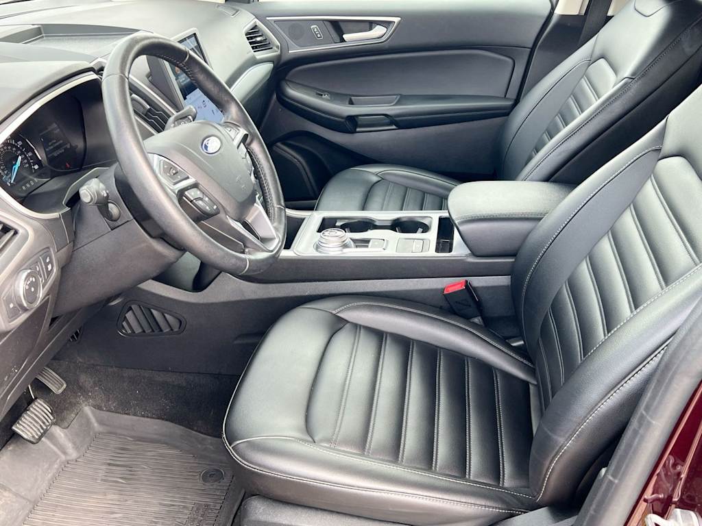 Thumbnail: 2021 Ford Edge - 10