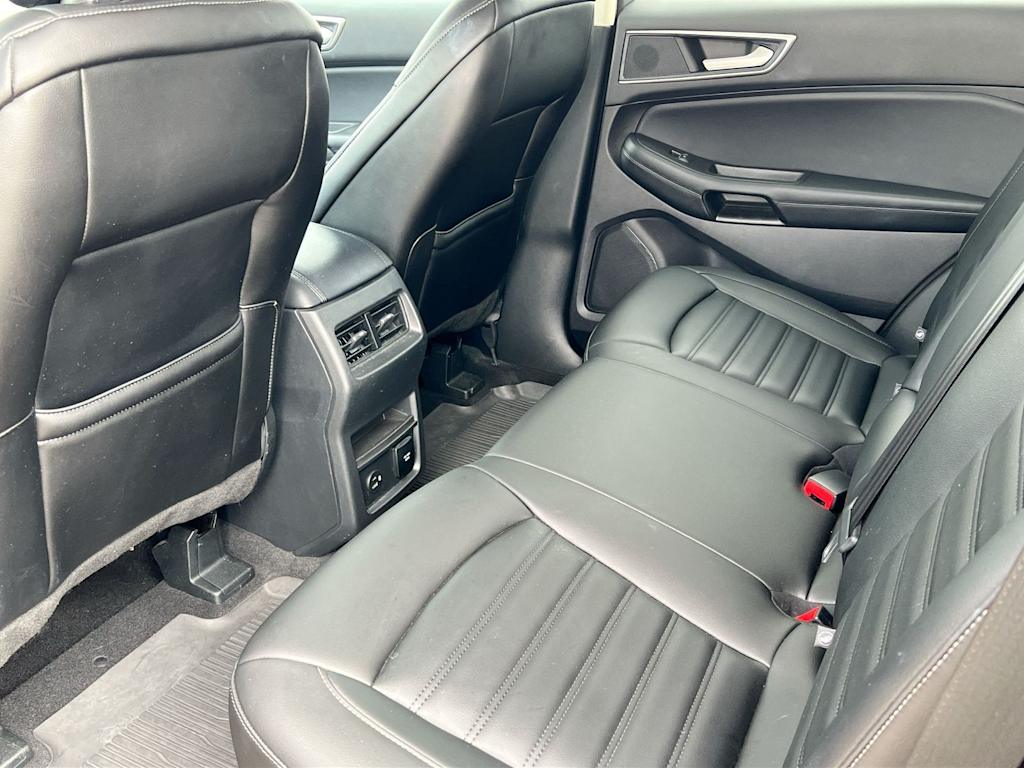 Thumbnail: 2021 Ford Edge - 12