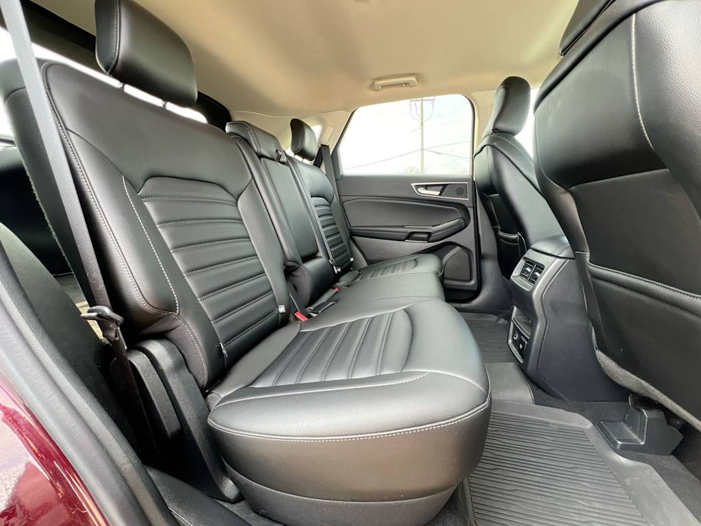 Thumbnail: 2021 Ford Edge - 27