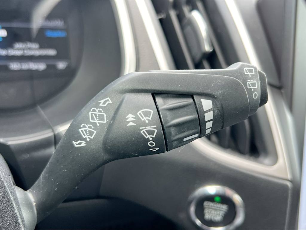 Thumbnail: 2021 Ford Edge - 14