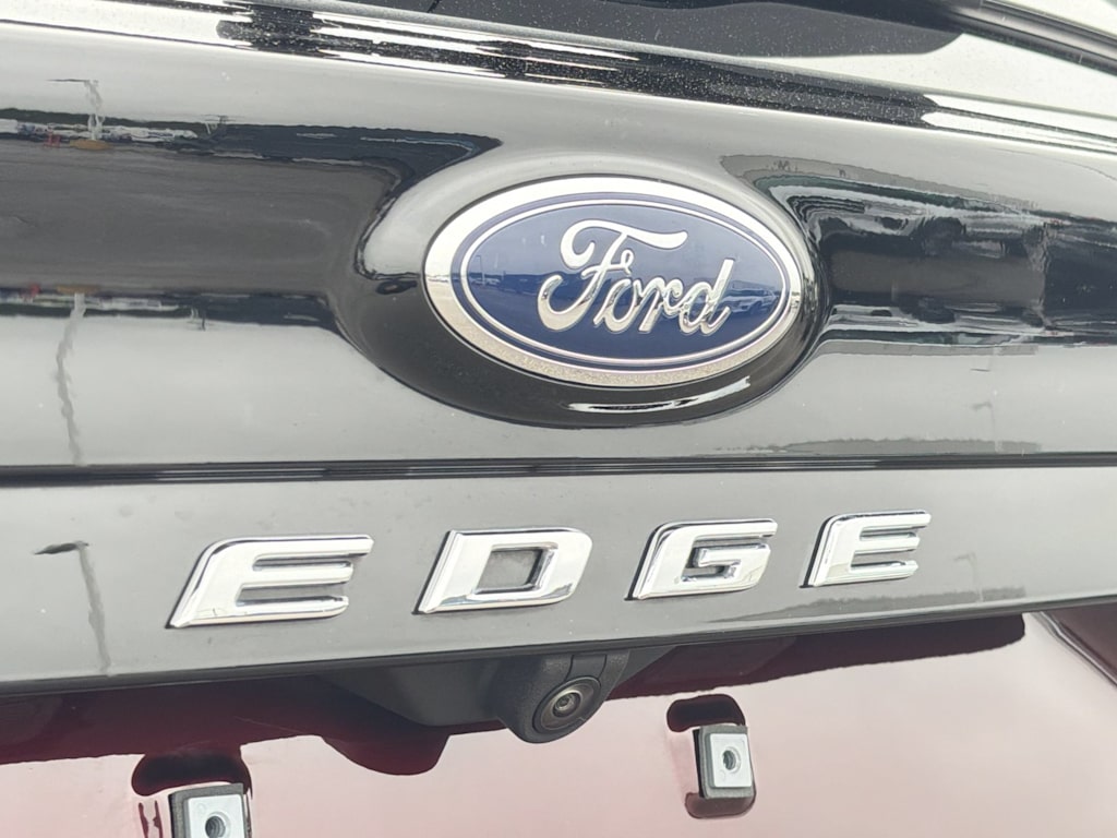 Thumbnail: 2024 Ford Edge - 22