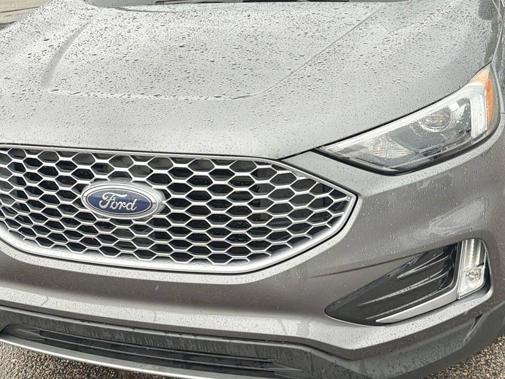 Thumbnail: 2024 Ford Edge - 22
