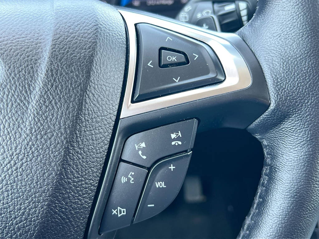 Thumbnail: 2023 Ford Edge - 29