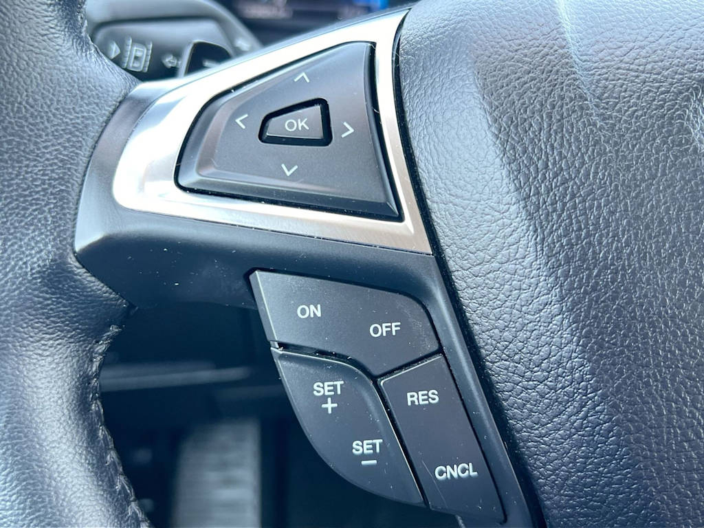Thumbnail: 2023 Ford Edge - 28